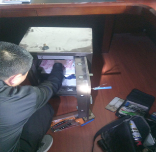 丹灶保险箱密码开锁