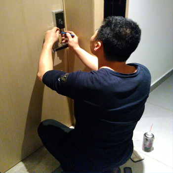 丹灶防盗门锁开锁